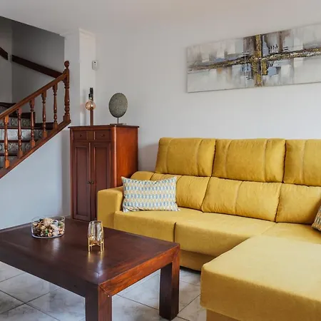 Apartament Bright House With Working Space *