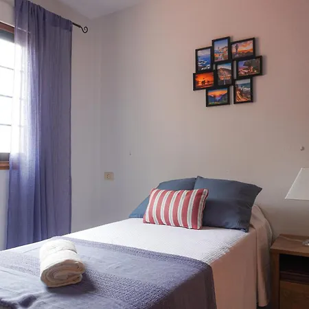 Bright House With Working Space * El Médano