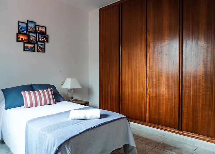 Bright House With Working Space Эль-Медано