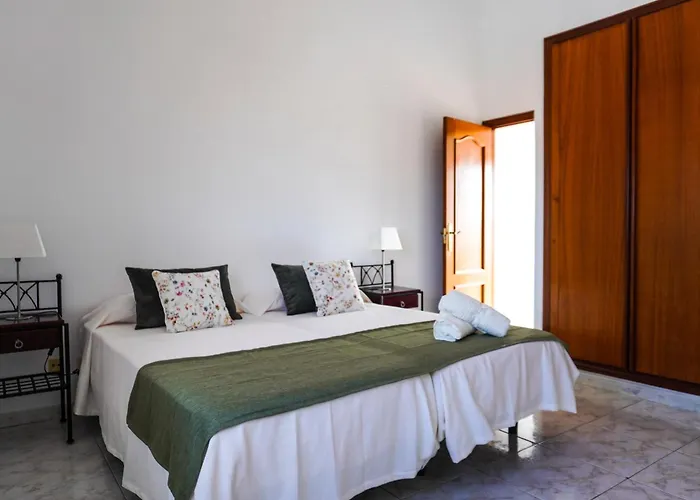 Lejlighed Bright House With Working Space *