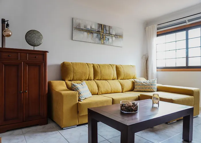 Bright House With Working Space El Médano