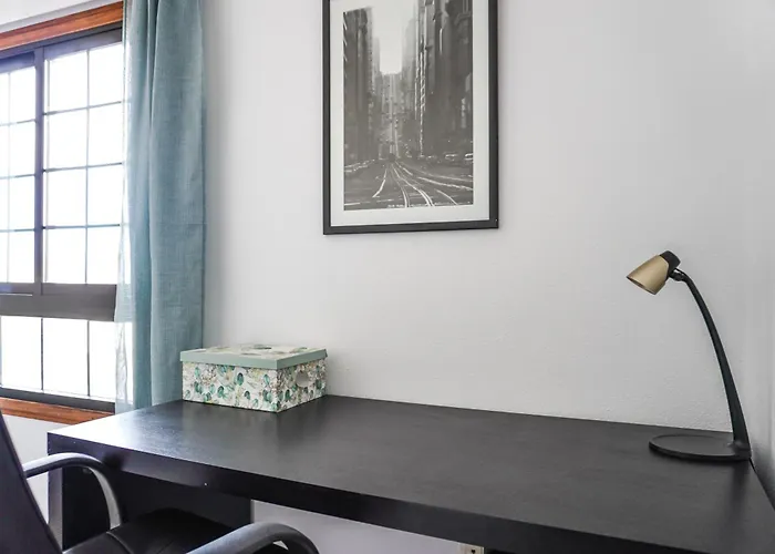 Bright House With Working Space Lejlighed *