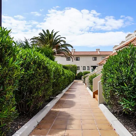 Bright House With Working Space Appartement *