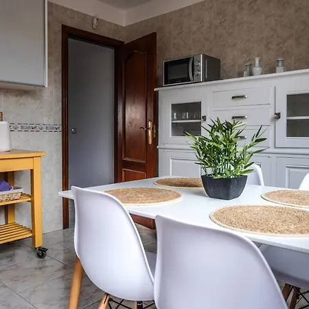 Bright House With Working Space Daire El Médano
