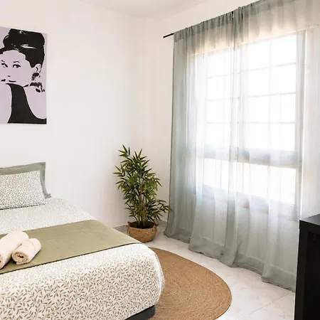 Appartement Bright House, Pool & Workspace Near Medano
