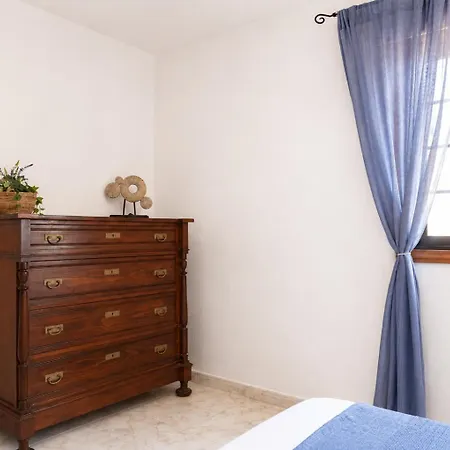 Bright House, Pool & Workspace Near Medano Appartement *