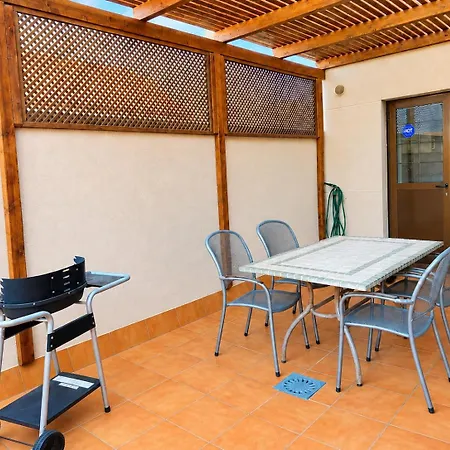 Bright House, Pool & Workspace Near Medano Apartman El Médano