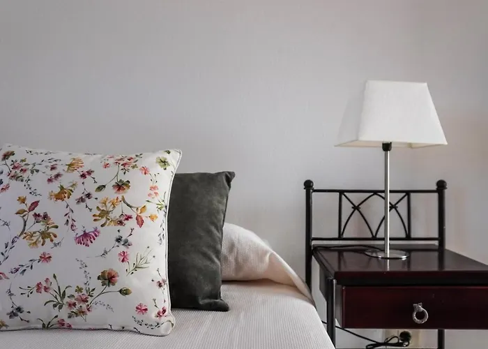 Apartmán Bright House With Working Space